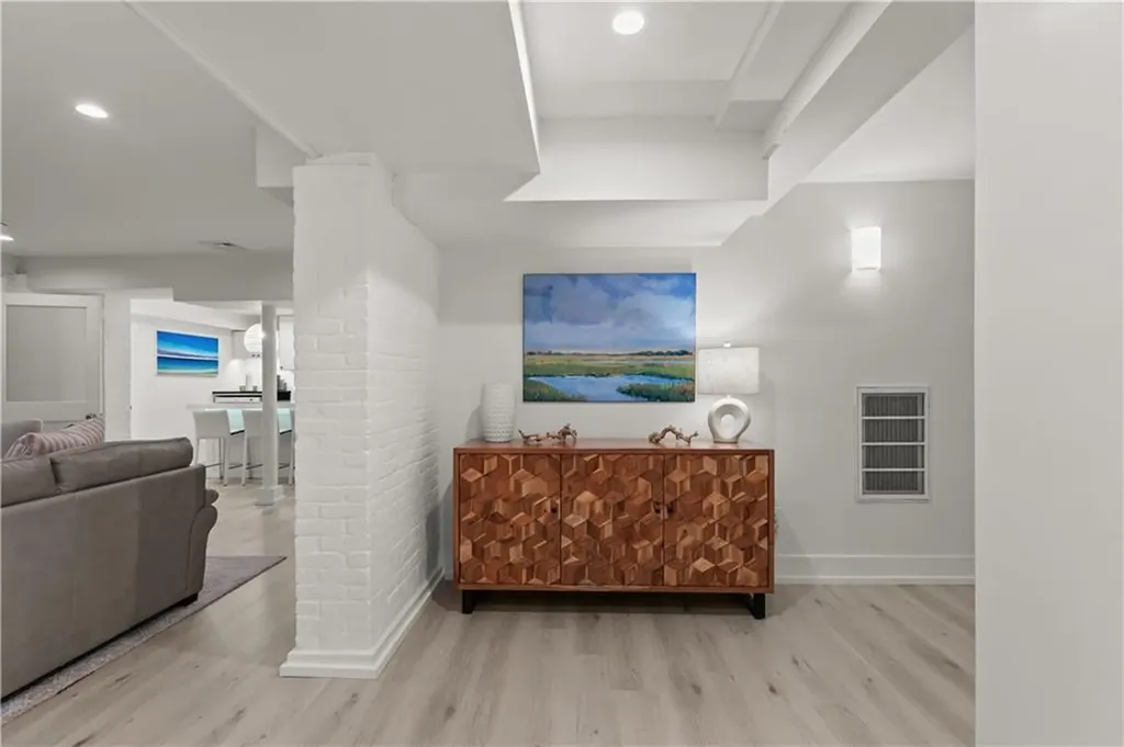 426 Spring Street Newport RI 02840