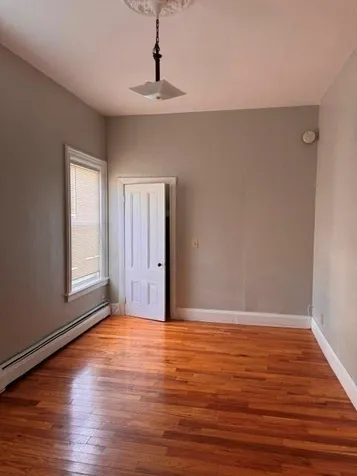707 Main Street Bristol RI 02885