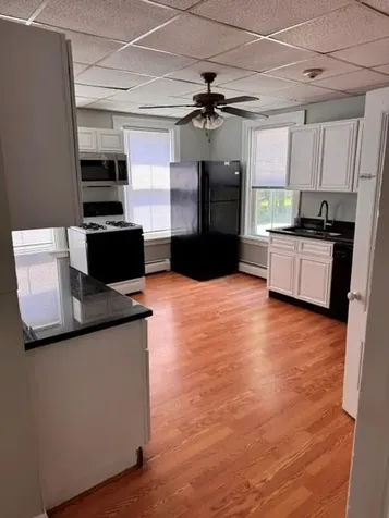 707 Main Street Bristol RI 02885