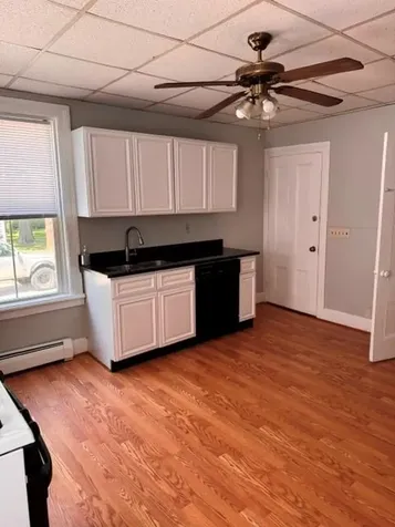 707 Main Street Bristol RI 02885
