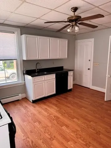 707 Main Street Bristol RI 02885