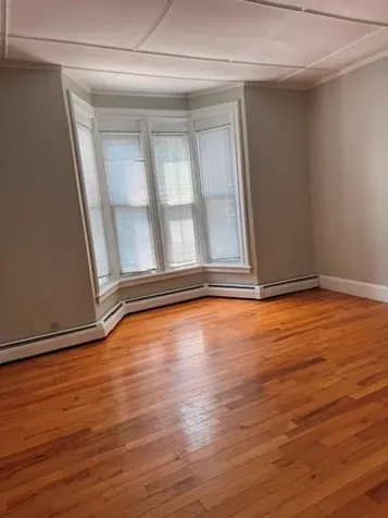 707 Main Street Bristol RI 02885