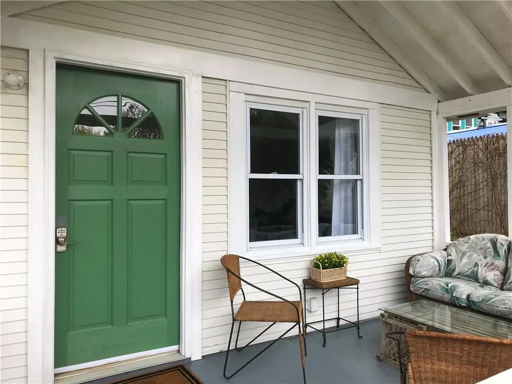 14 Winsor Avenue North Kingstown RI 02852