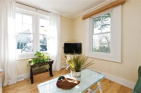 14 Winsor Avenue North Kingstown RI 02852
