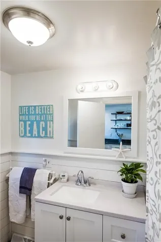 14 Winsor Avenue North Kingstown RI 02852