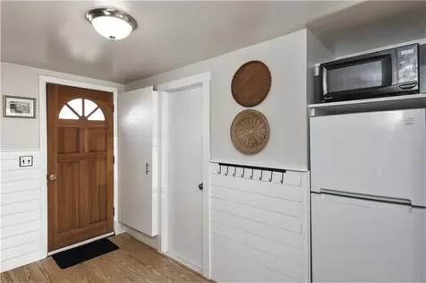 14 Winsor Avenue North Kingstown RI 02852