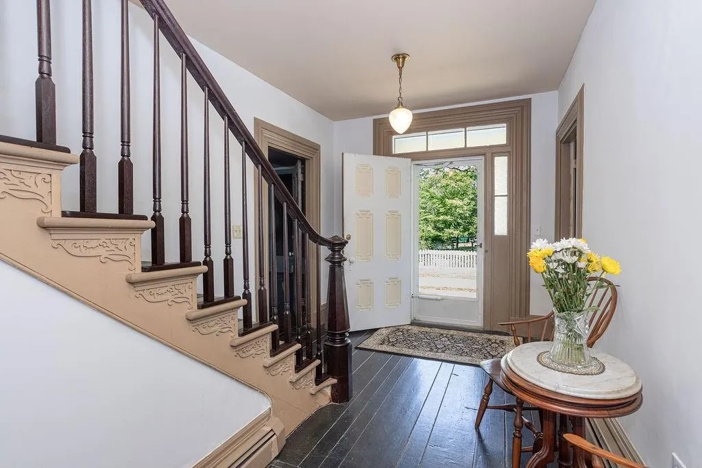 299 Davisville Road North Kingstown RI 02852