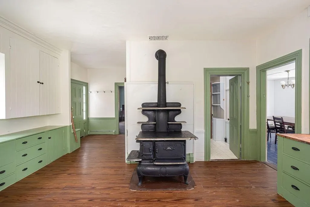 299 Davisville Road North Kingstown RI 02852