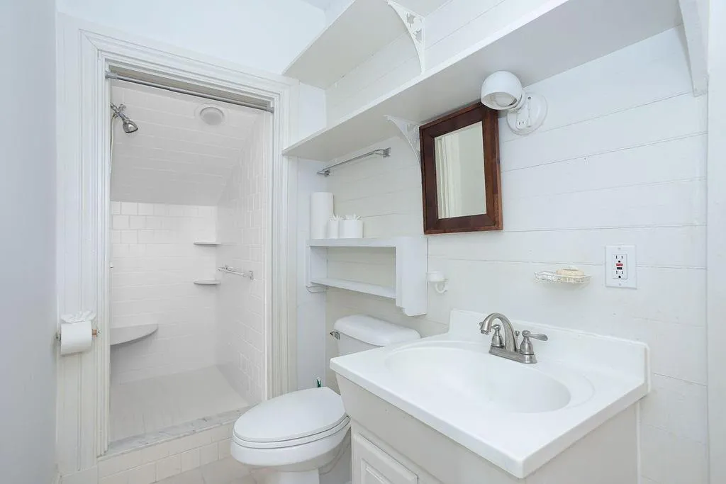 299 Davisville Road North Kingstown RI 02852