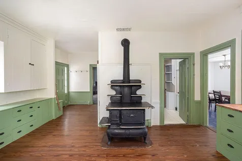 299 Davisville Road North Kingstown RI 02852