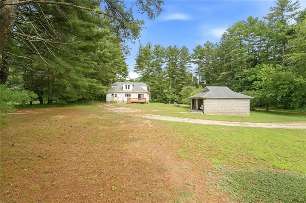 125 Arcadia Road Hopkinton RI 02832
