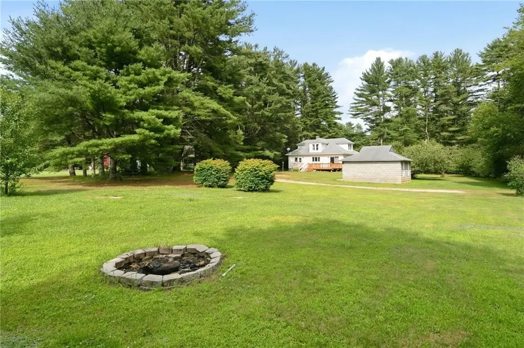 125 Arcadia Road Hopkinton RI 02832
