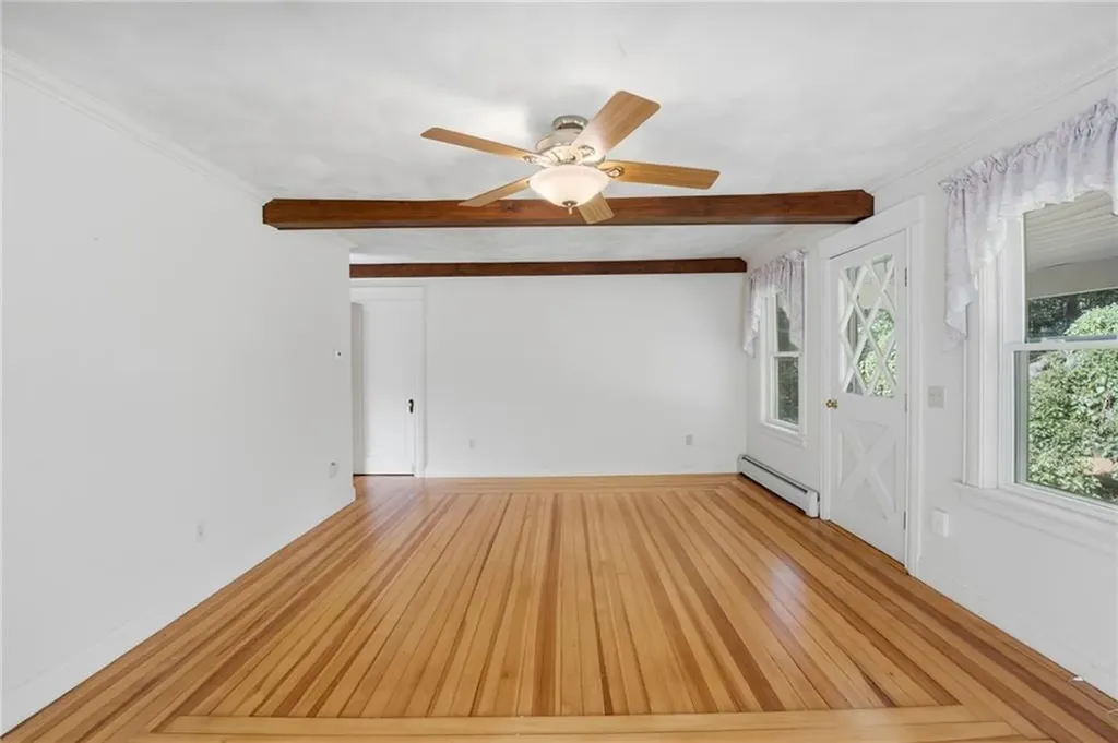 125 Arcadia Road Hopkinton RI 02832