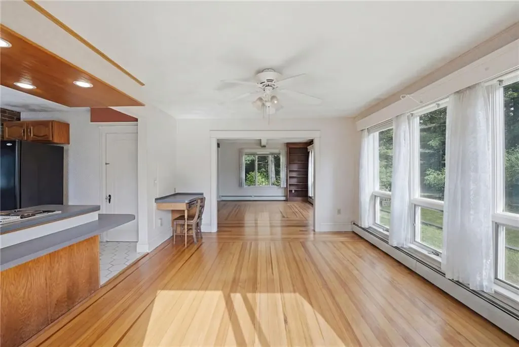 125 Arcadia Road Hopkinton RI 02832