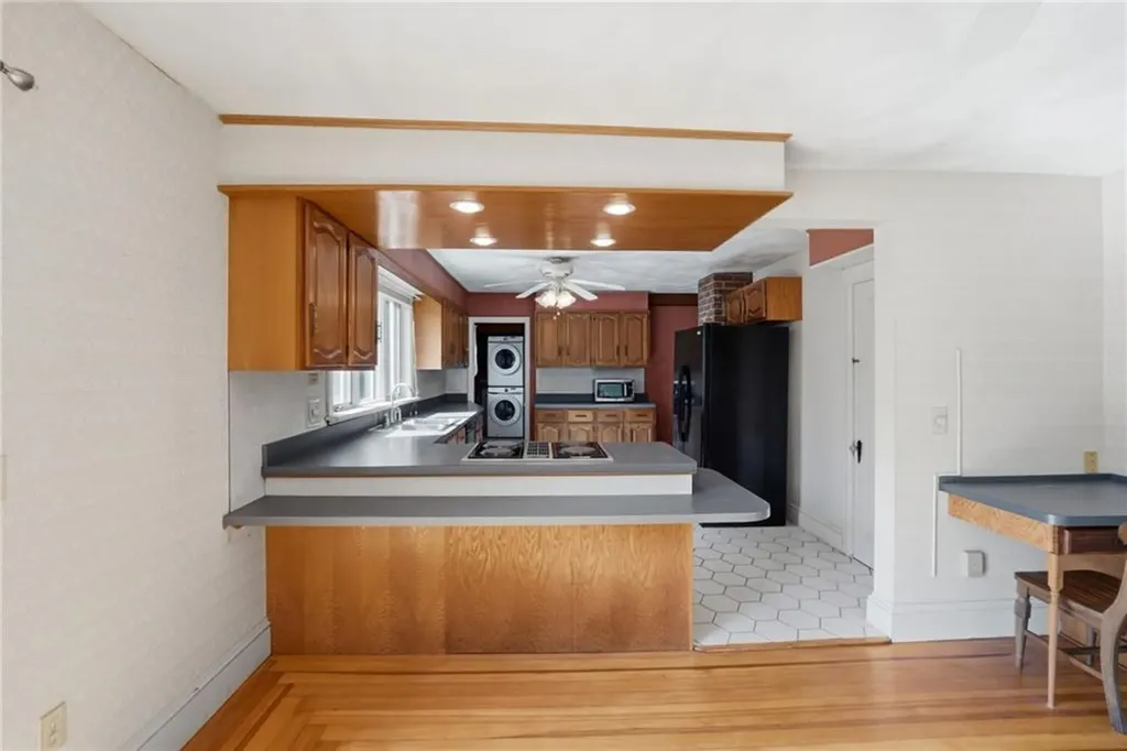 125 Arcadia Road Hopkinton RI 02832