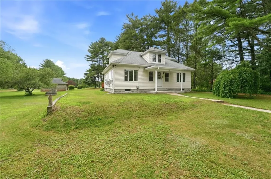 125 Arcadia Road Hopkinton RI 02832