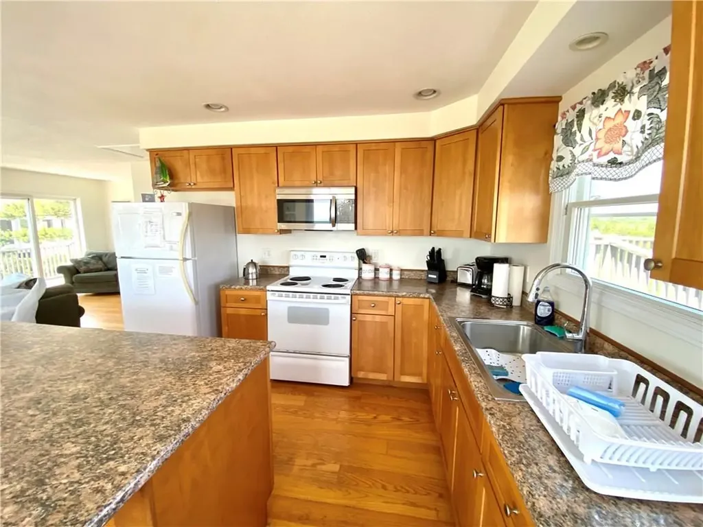 811 Charlestown Beach Road Charlestown RI 02813