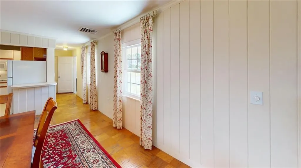 5 South Drive Middletown RI 02842