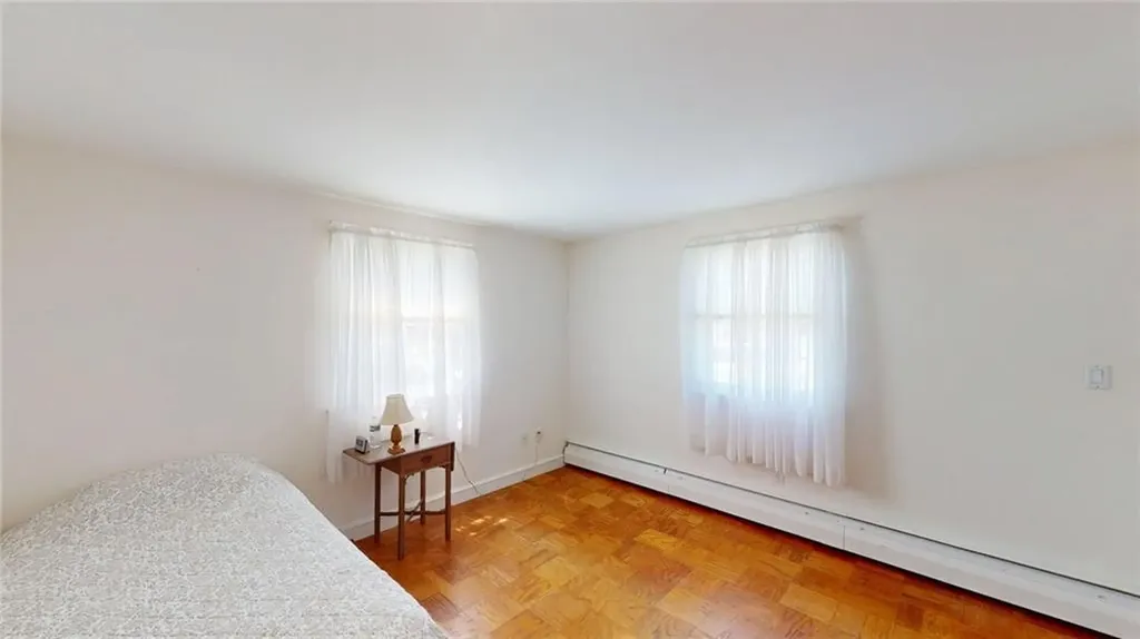5 South Drive Middletown RI 02842