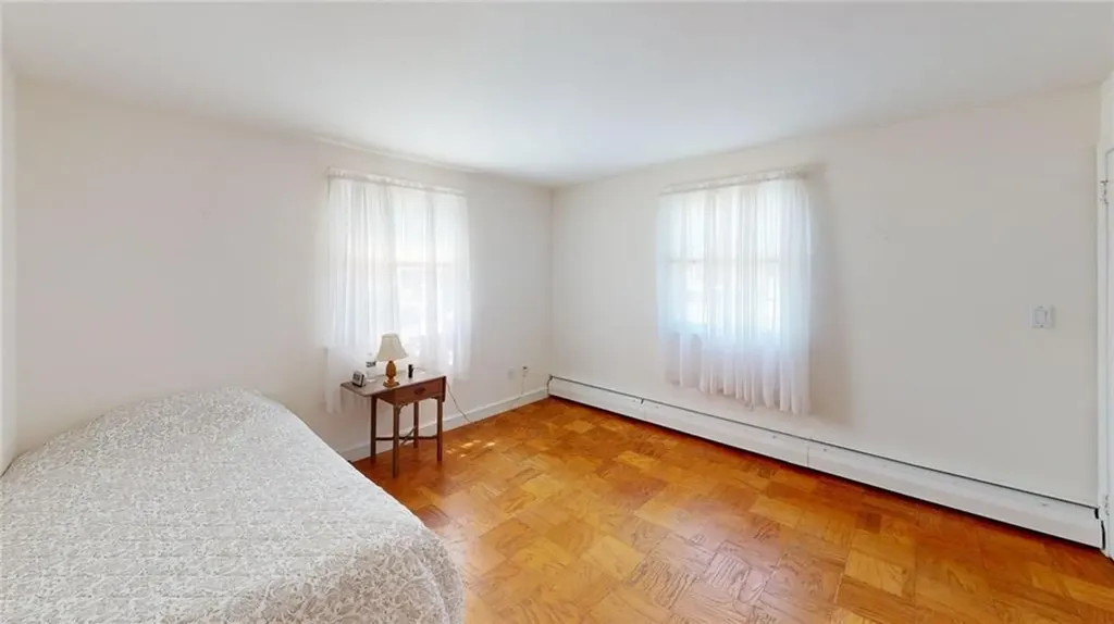 5 South Drive Middletown RI 02842