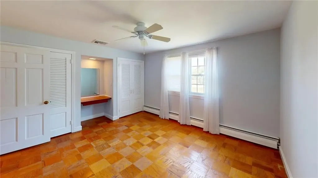 5 South Drive Middletown RI 02842