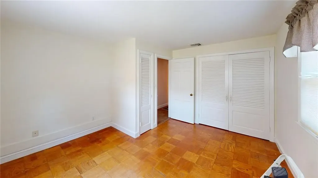 5 South Drive Middletown RI 02842
