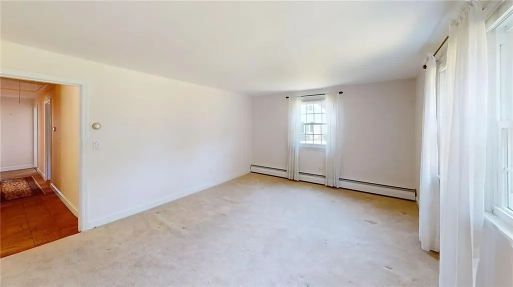 5 South Drive Middletown RI 02842