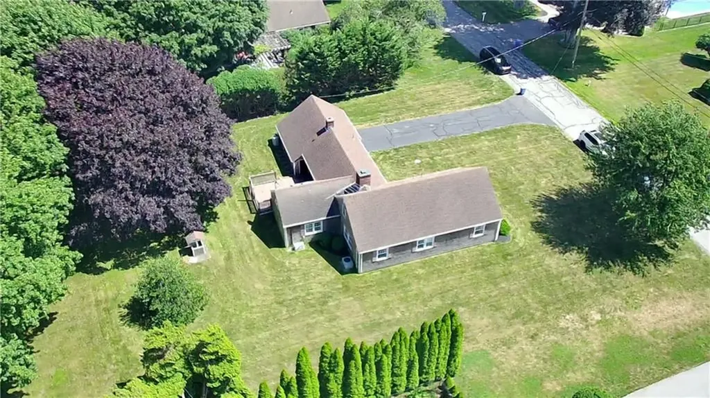 5 South Drive Middletown RI 02842