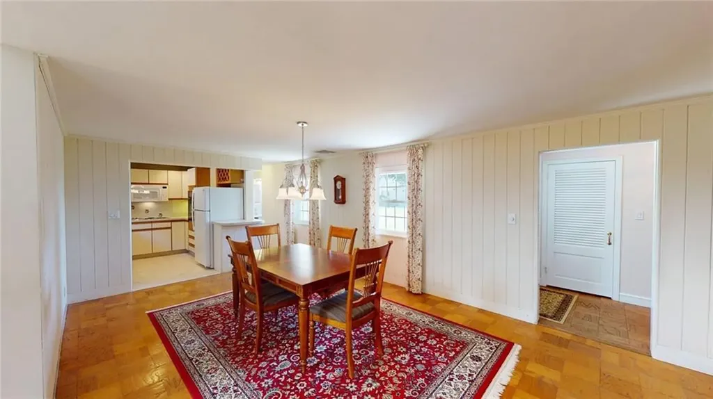 5 South Drive Middletown RI 02842