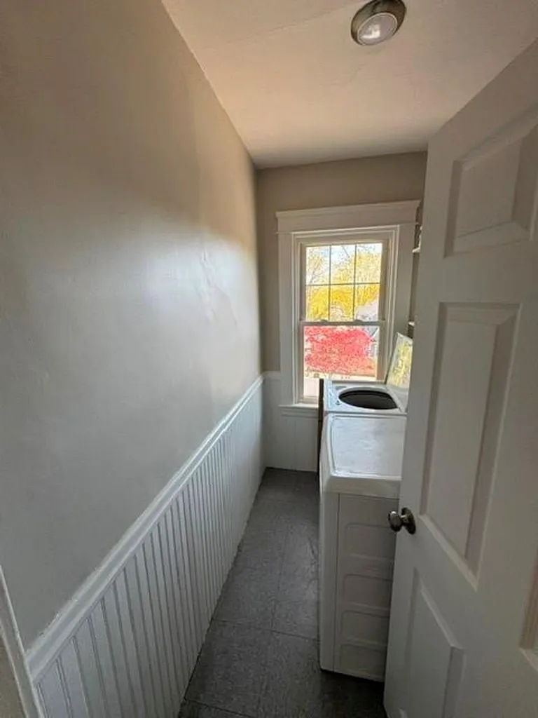 105 Butler Avenue Providence RI 02906