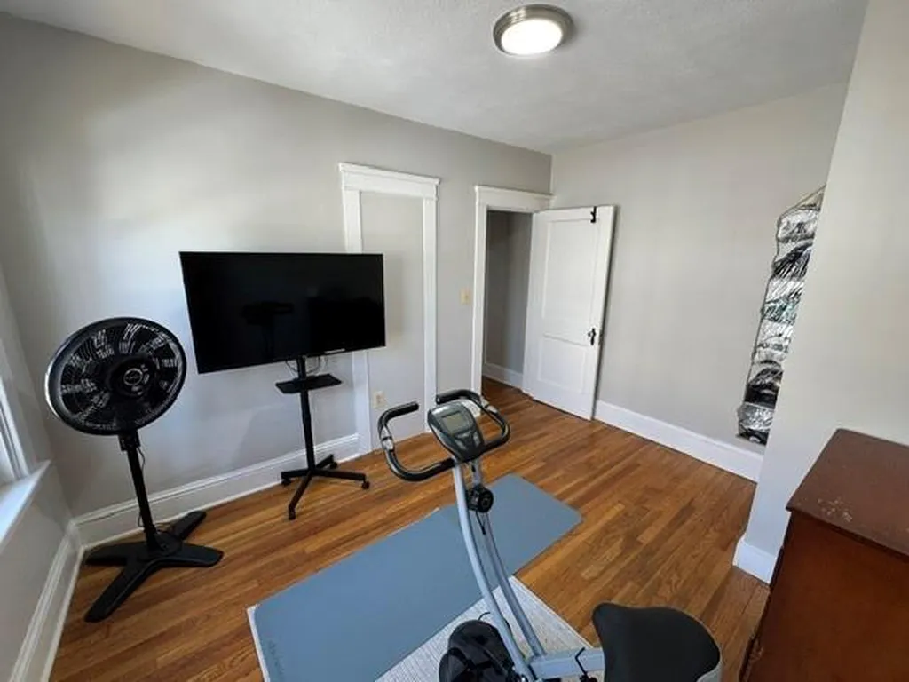 105 Butler Avenue Providence RI 02906