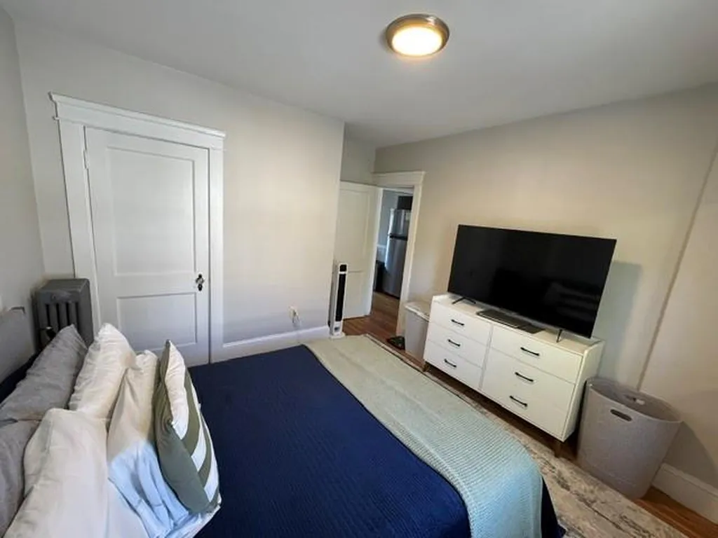 105 Butler Avenue Providence RI 02906