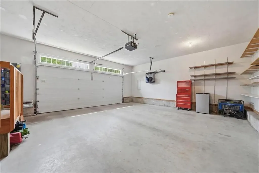 26 Davis Circle Warwick RI 02886