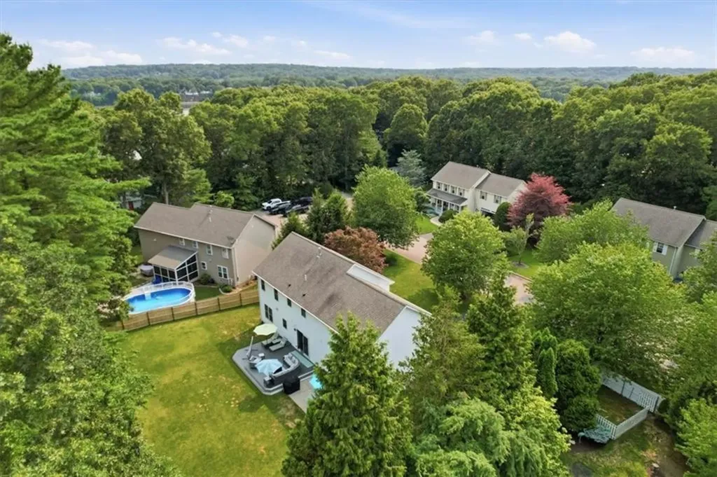26 Davis Circle Warwick RI 02886