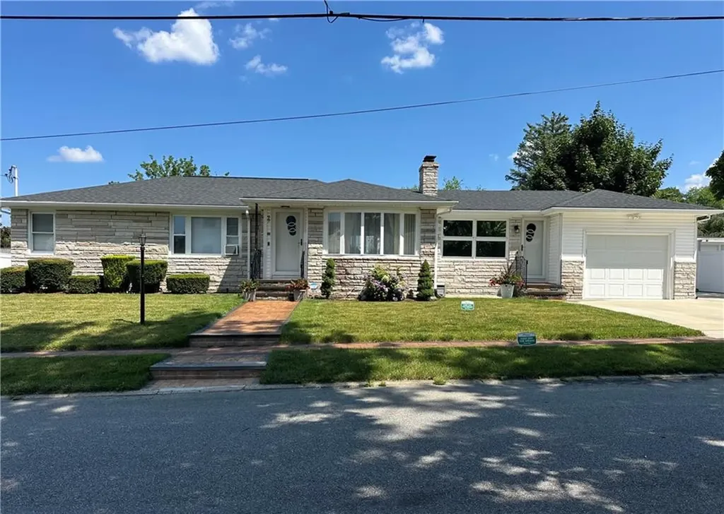 99 Lookout Avenue Cranston RI 02920