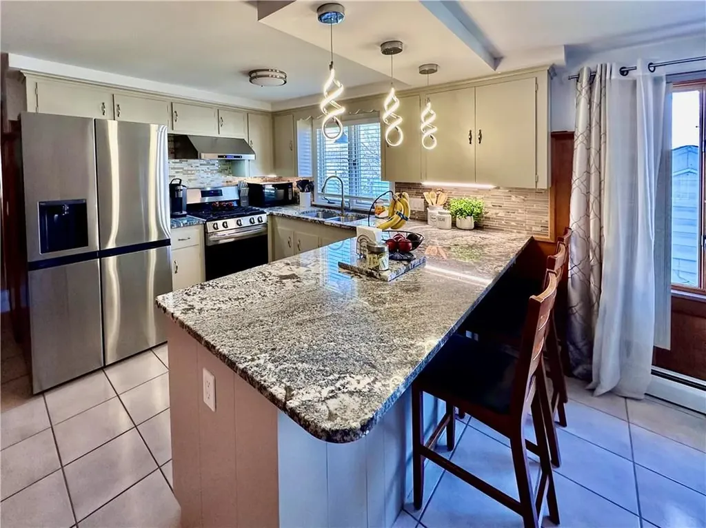 99 Lookout Avenue Cranston RI 02920