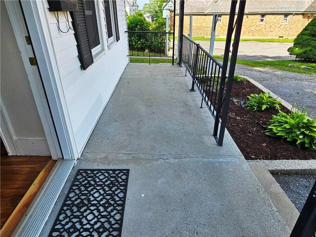 168 Spring Street Woonsocket RI 02895