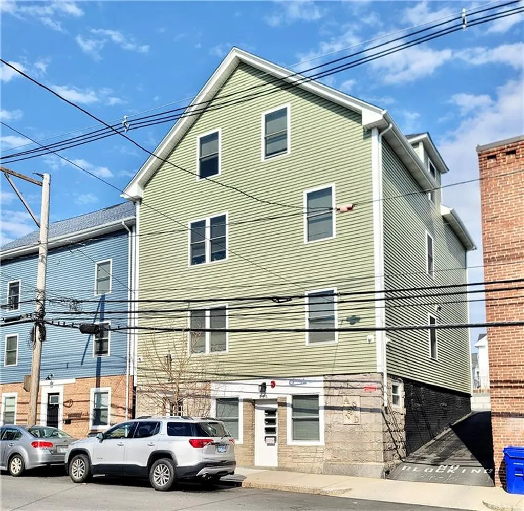 525 Charles Street Providence RI 02904