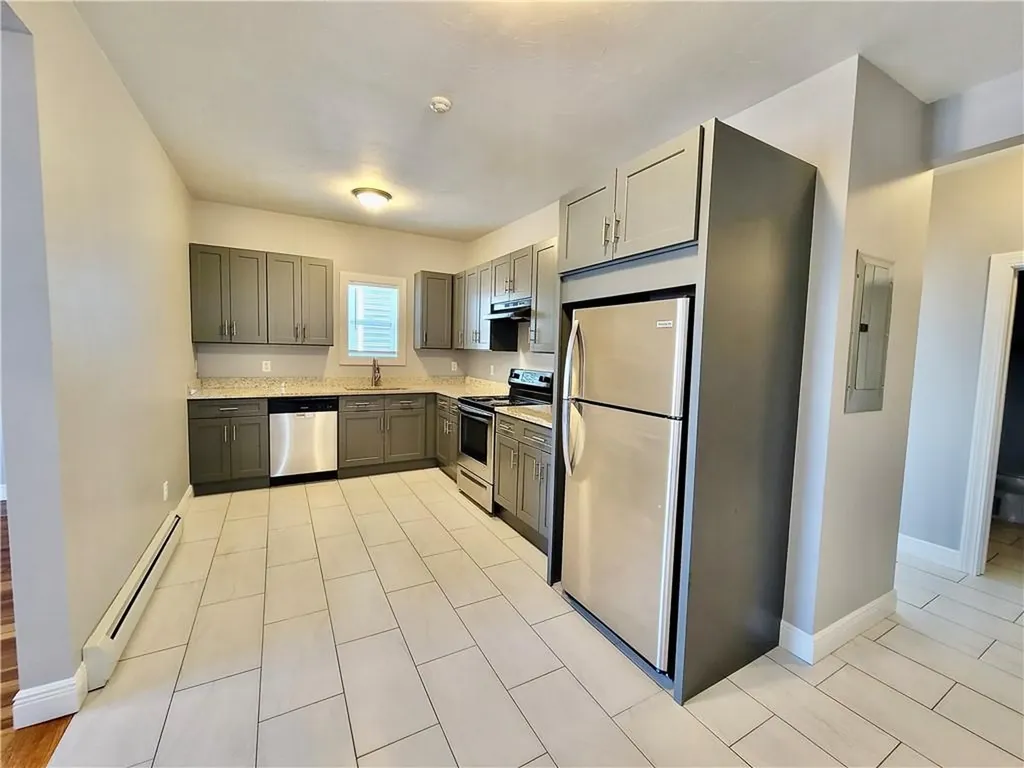 525 Charles Street Providence RI 02904