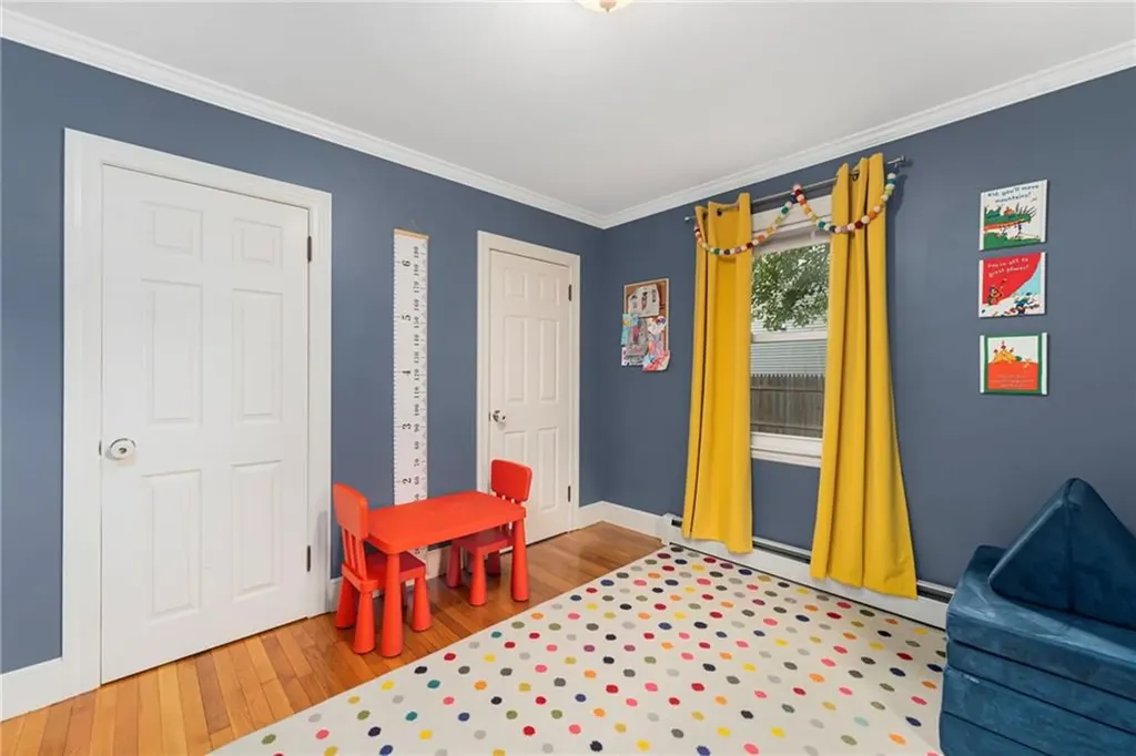 31 Todd Street Warwick RI 02888