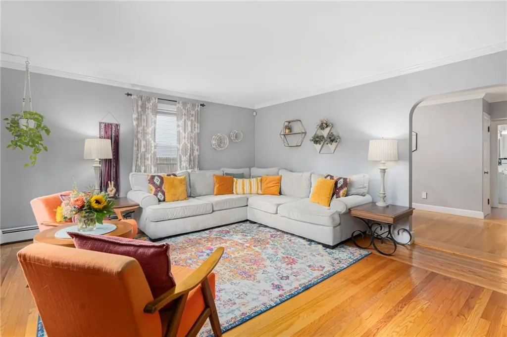 31 Todd Street Warwick RI 02888