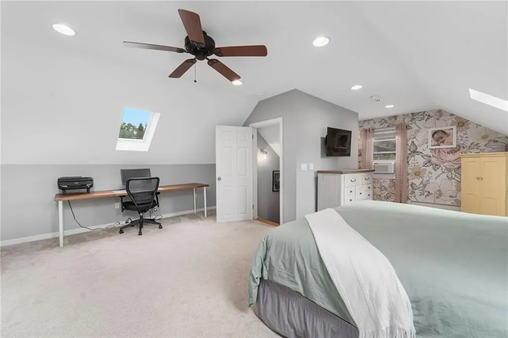 31 Todd Street Warwick RI 02888