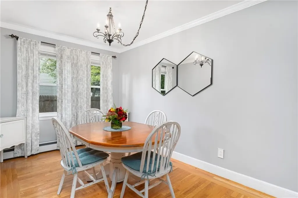 31 Todd Street Warwick RI 02888