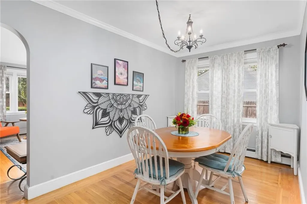 31 Todd Street Warwick RI 02888