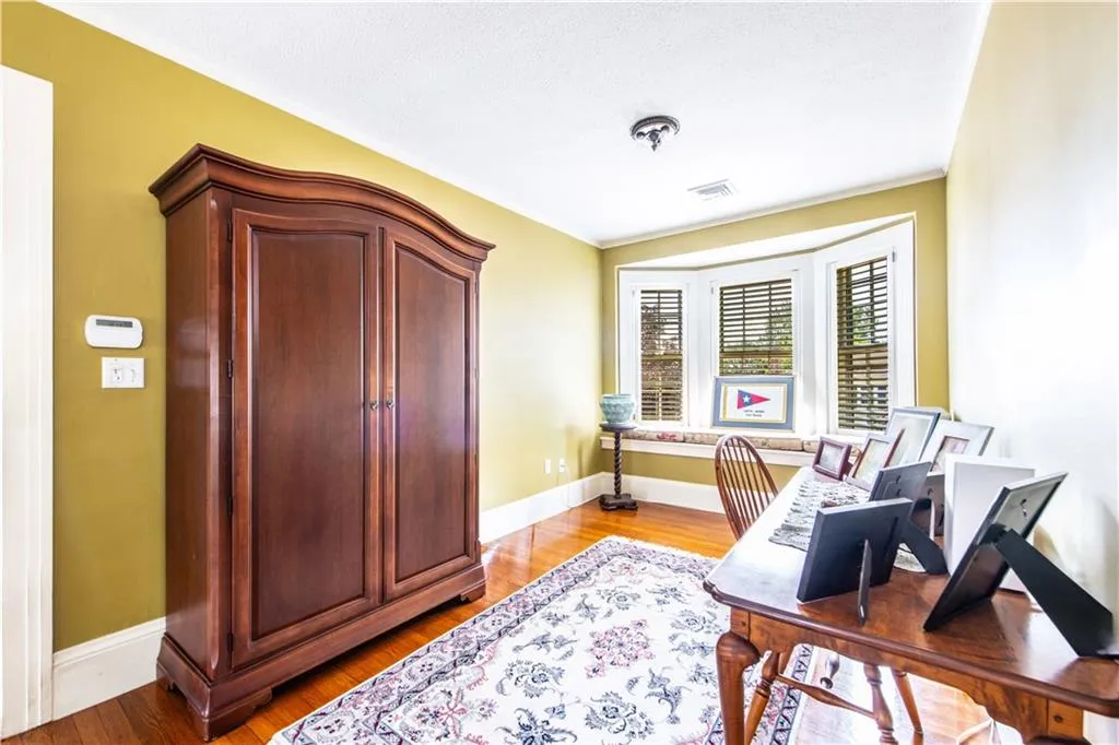 33 Sefton Drive Cranston RI 02905