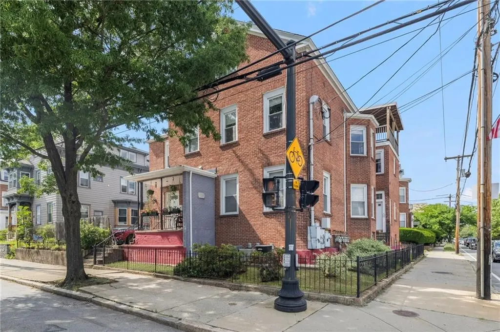 64 Pitman Street Providence RI 02906
