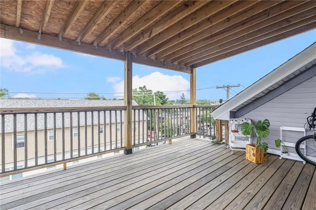 64 Pitman Street Providence RI 02906