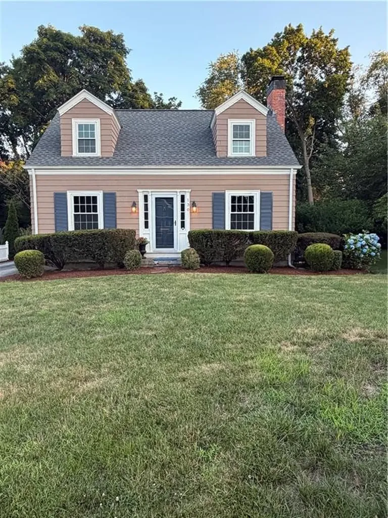 130 Ferry Lane Barrington RI 02806