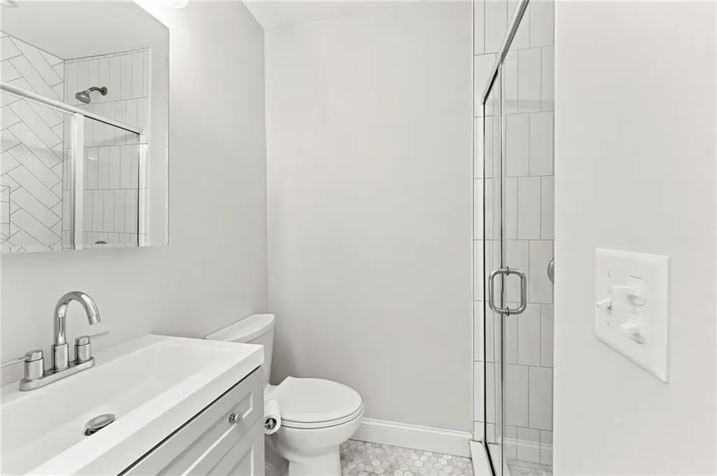 130 Ferry Lane Barrington RI 02806