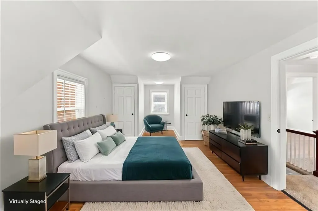 130 Ferry Lane Barrington RI 02806
